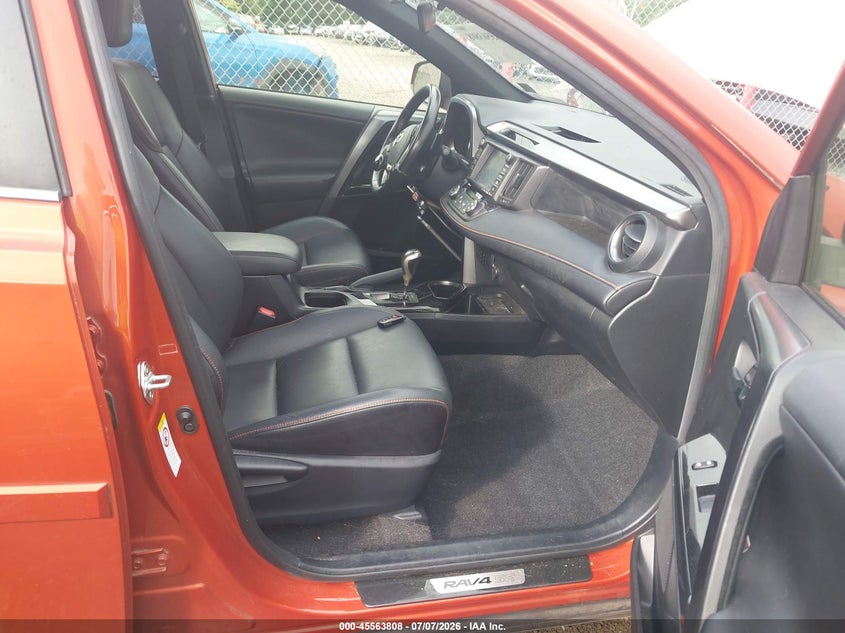 2016 TOYOTA RAV4 auction photo 5