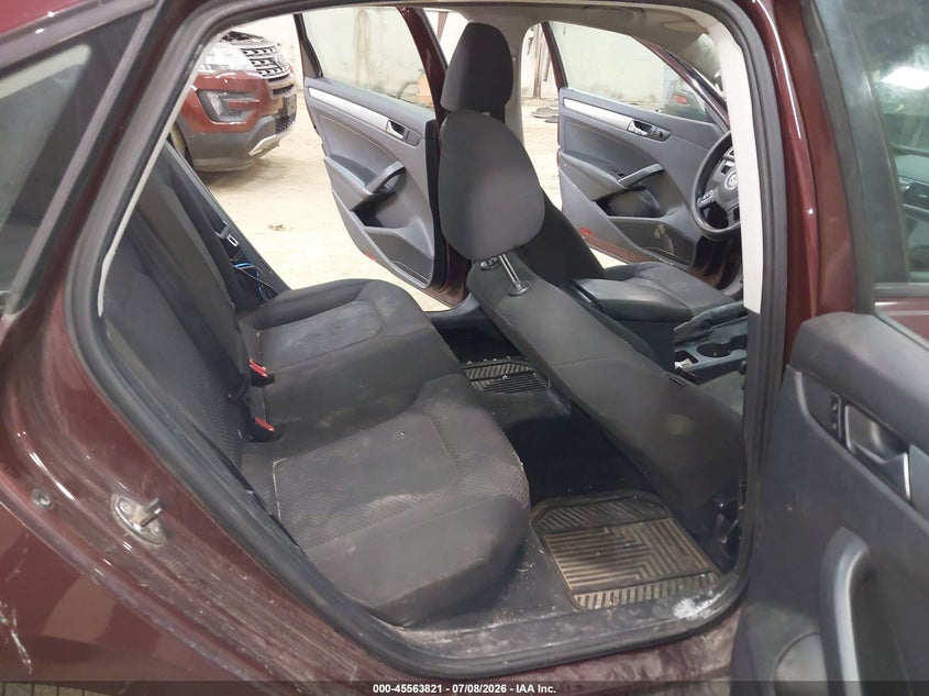 AtlanticExpress - Volkswagen Passat