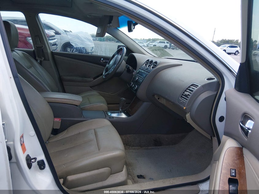 2009 NISSAN ALTIMA auction photo 5