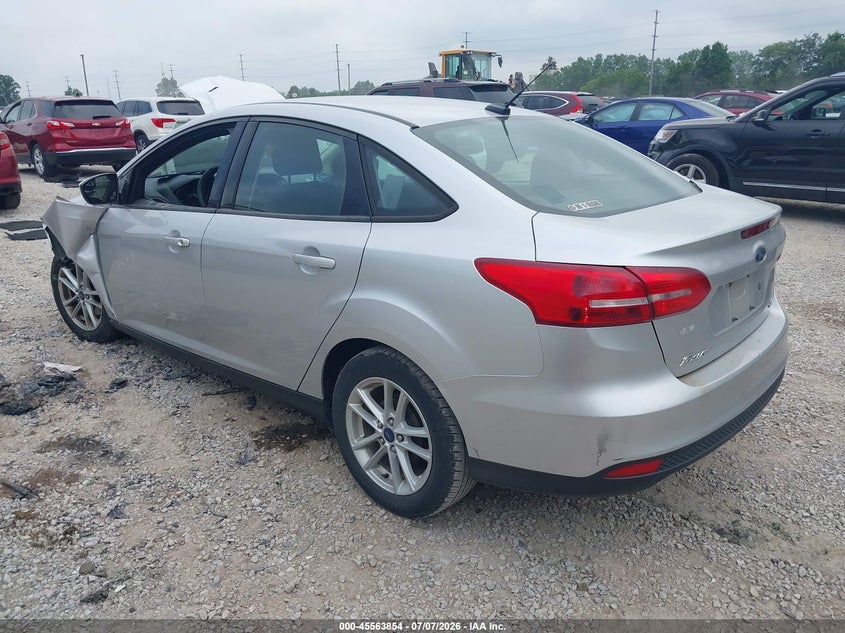 Vin: 1fadp3f27jl206123, lot: 46062183, ford focus se 20183