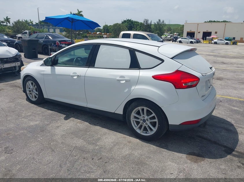 Vin: 1fadp3k2xfl273313, lot: 46062277, ford focus se 20153