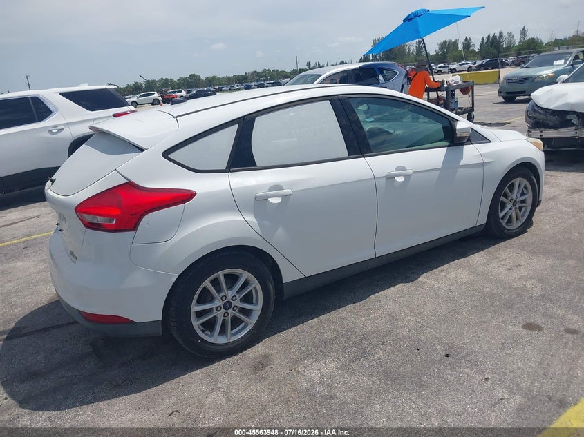 Vin: 1fadp3k2xfl273313, lot: 46062277, ford focus se 20154