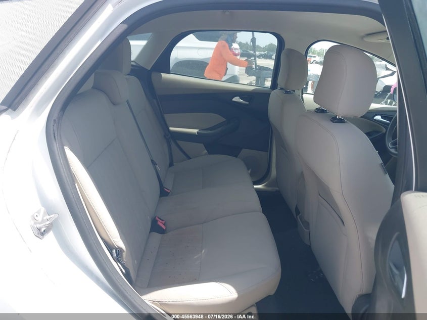 2015 FORD FOCUS auction photo 8