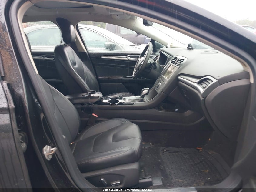 2014 FORD FUSION auction photo 5