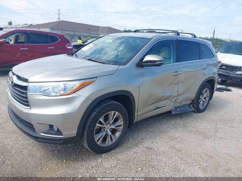 Vin: 5tdbkrfh6fs204571, lot: 46062481, toyota highlander le plus v6 20152