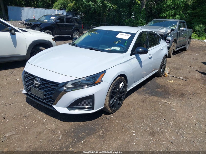 2023 NISSAN ALTIMA auction photo 2
