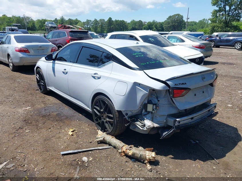 2023 NISSAN ALTIMA auction photo 3
