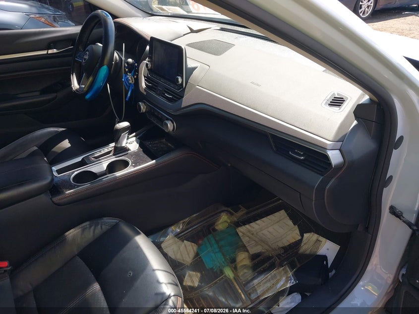 2023 NISSAN ALTIMA auction photo 5