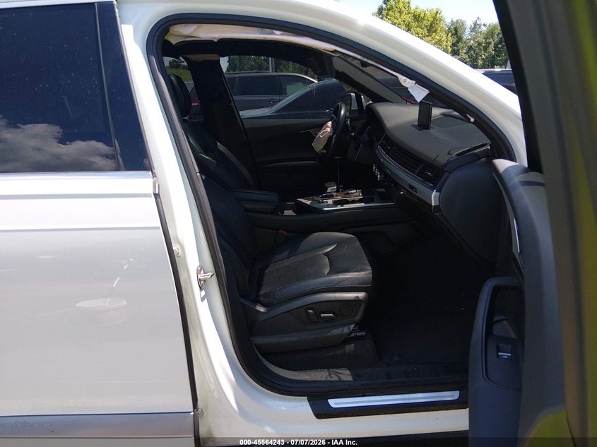 AUDI Q7 - zdjęcie 5