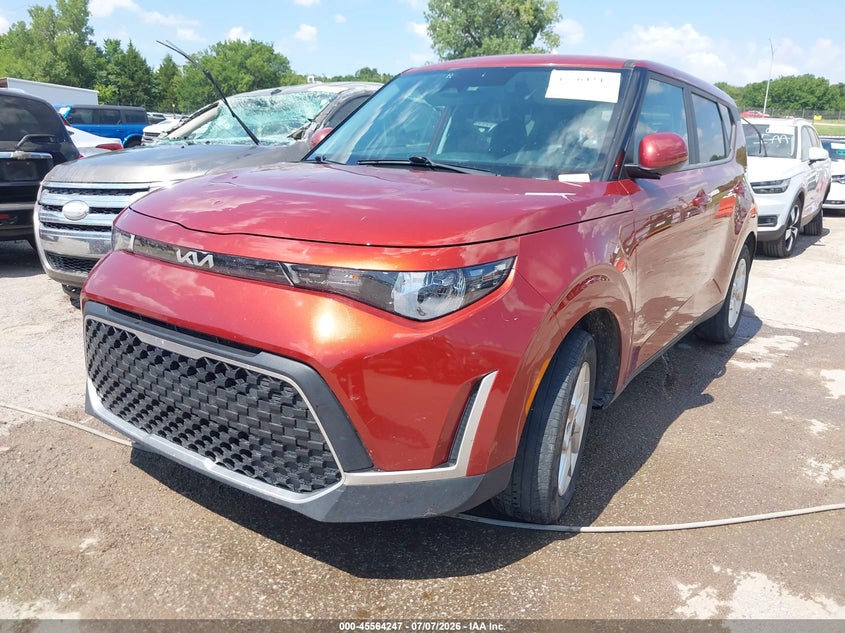 2023 KIA SOUL auction photo 2