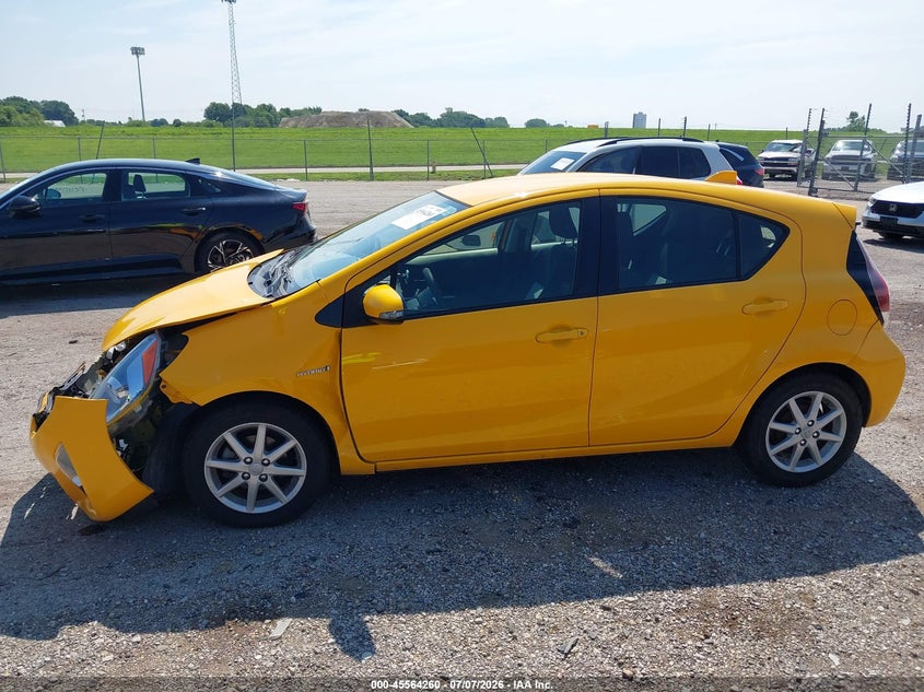 2015 Toyota Prius C Three VIN: JTDKDTB36F1087444 Lot: 45564260
