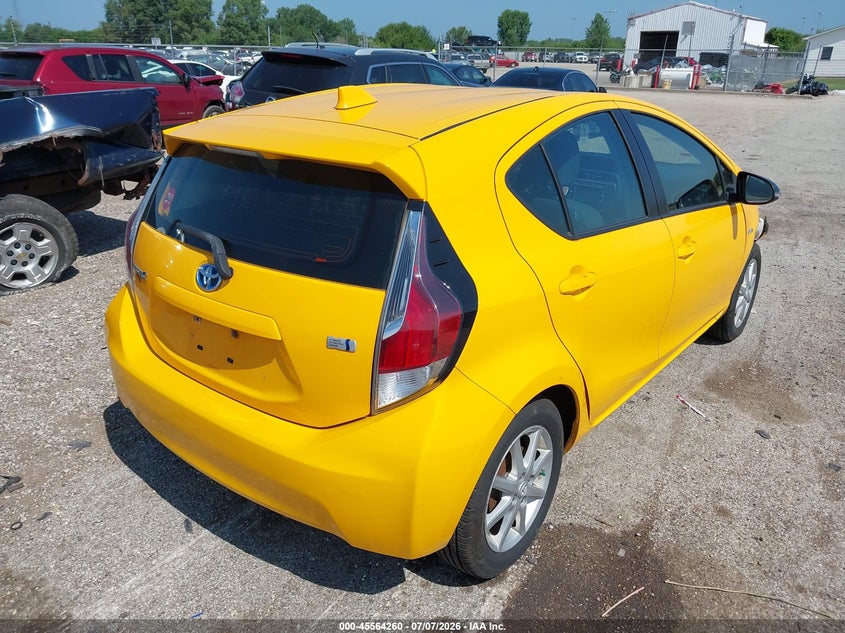 TOYOTA PRIUS C 2015 VIN JTDKDTB36F1087444