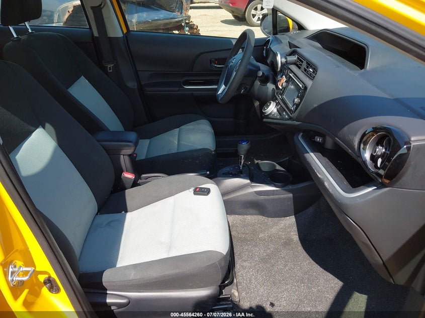 TOYOTA PRIUS C 2015 VIN JTDKDTB36F1087444