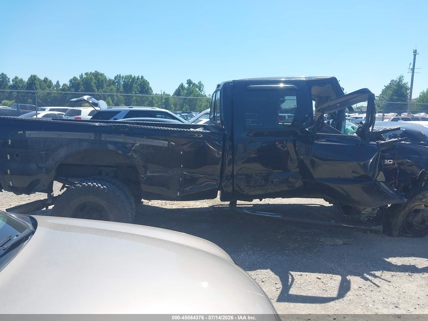 1999 Ford F-350 Lariat/Xl/Xlt VIN: 1FTWW33F3XEB27056 Lot: 45564376