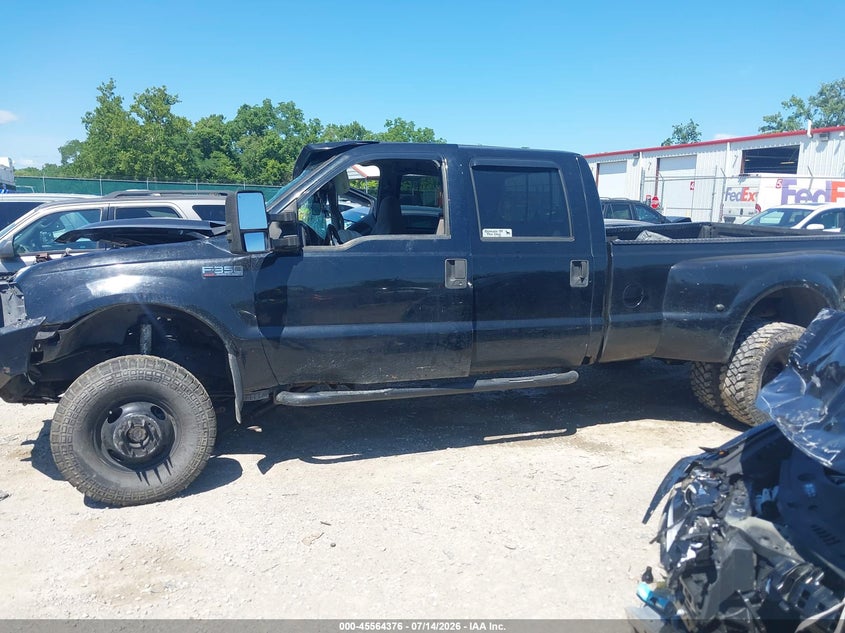 1999 Ford F-350 Lariat/Xl/Xlt VIN: 1FTWW33F3XEB27056 Lot: 45564376