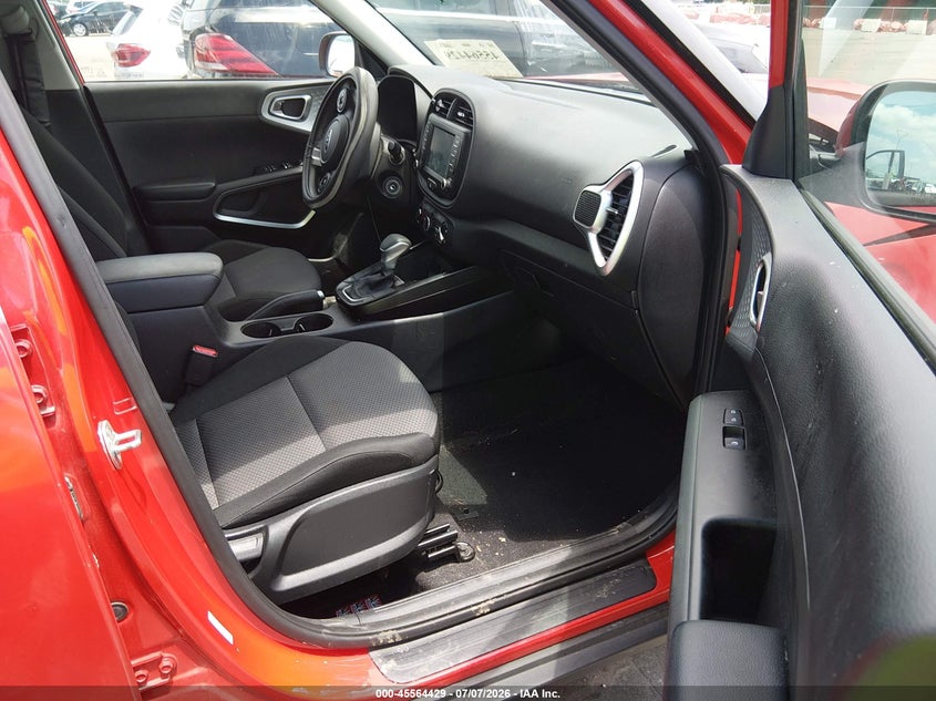 2020 KIA SOUL auction photo 5