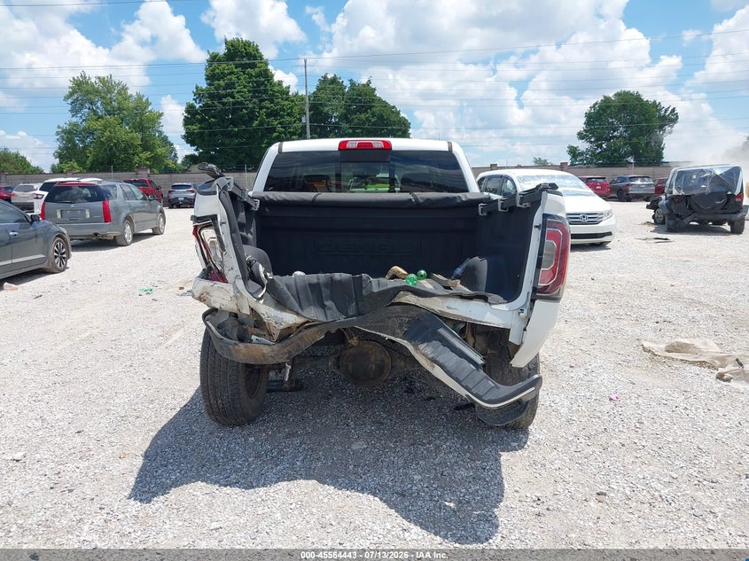 GMC SIERRA 1500 - zdjęcie 16