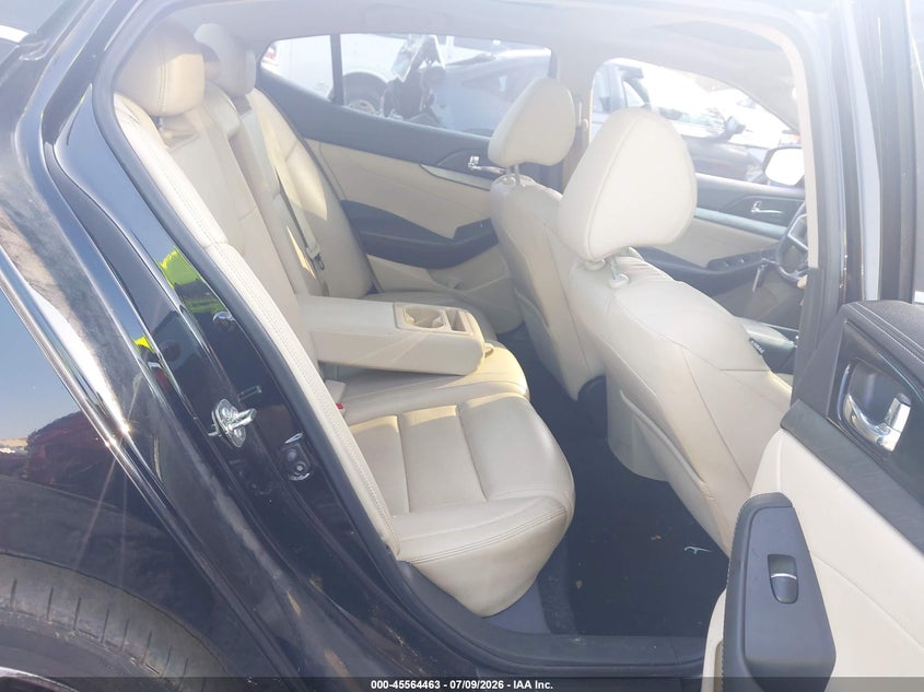 2017 NISSAN MAXIMA SEDAN 3.5L V-6 DOHC, VVT, 300HP