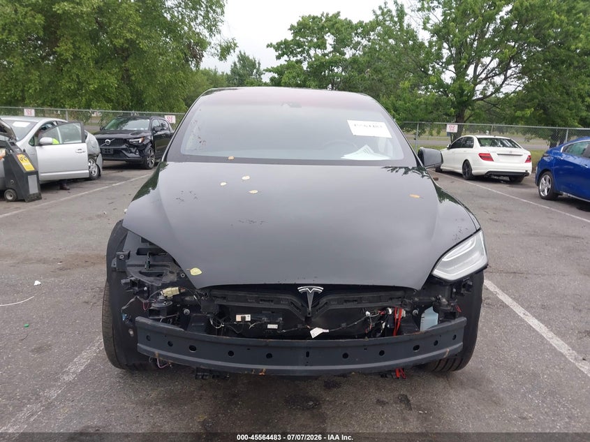 2016 Tesla Model X 60D/70D/75D/90D/P100D VIN: 5YJXCBE2XGF016536 Lot: 45564483