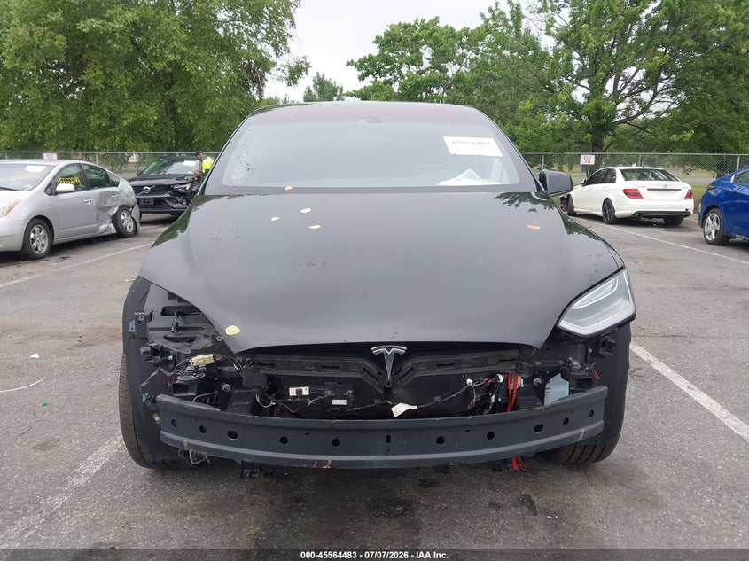 2016 Tesla Model X 60D/70D/75D/90D/P100D VIN: 5YJXCBE2XGF016536 Lot: 45564483