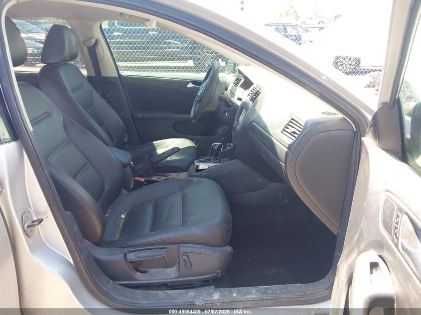2014 VOLKSWAGEN JETTA auction photo 5
