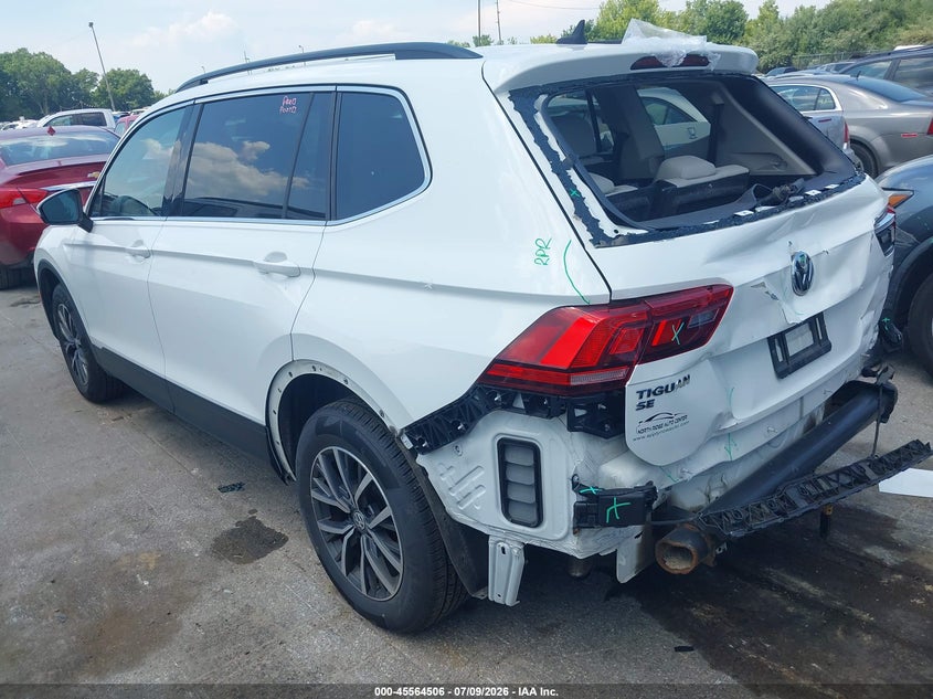2019 VOLKSWAGEN TIGUAN auction photo 3