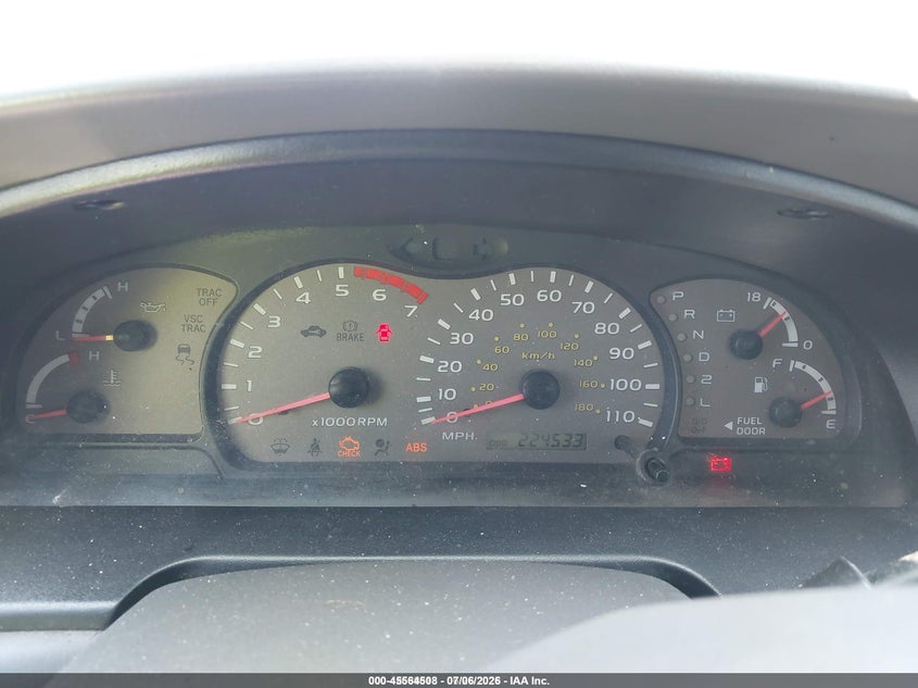 2004 TOYOTA SEQUOIA auction photo 7