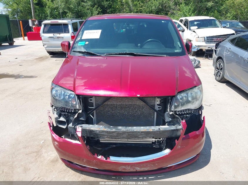2014 Chrysler Town & Country S VIN: 2C4RC1HG0ER304254 Lot: 45564532