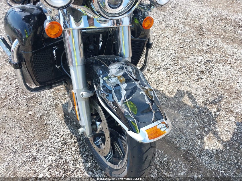 2017 Harley-Davidson Flhtk Ultra Limited VIN: 1HD1KED10HB623809 Lot: 45564535
