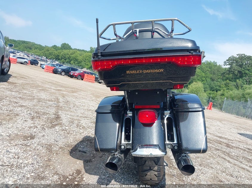 2017 Harley-Davidson Flhtk Ultra Limited VIN: 1HD1KED10HB623809 Lot: 45564535