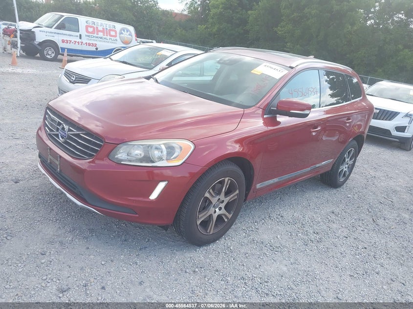 2015 Volvo XC60, Обычный износ, IAAI, VIN YV4902RCXF2612118 — фото 2