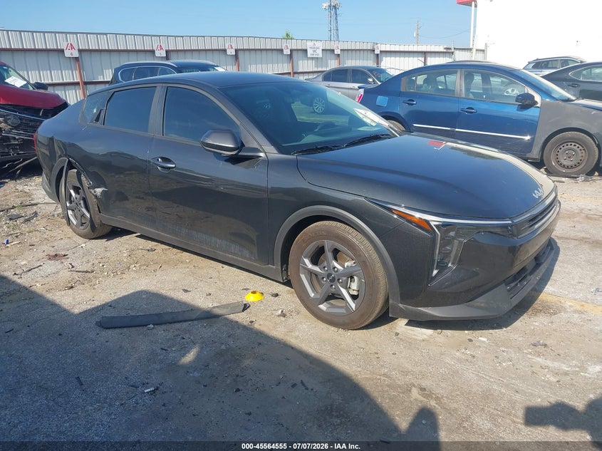 Vin: 3kpft4de1se185183, lot: 46062884, kia k4 lxs 2025 img_1
