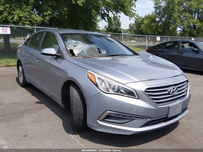 2015 HYUNDAI SONATA auction photo 1