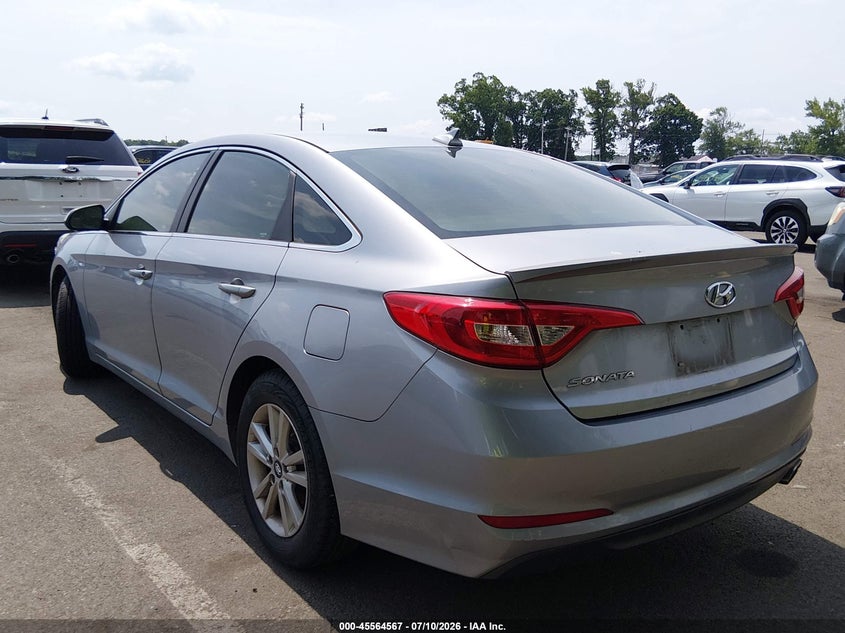 2015 HYUNDAI SONATA auction photo 3