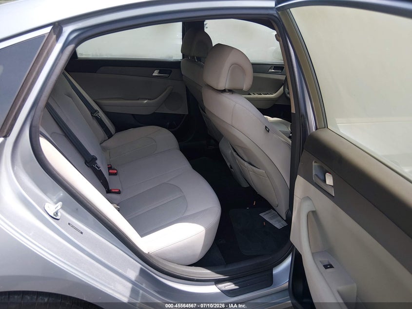 2015 HYUNDAI SONATA auction photo 8
