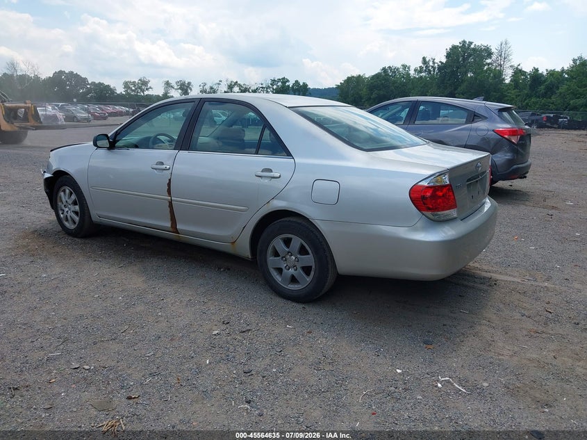 2005 TOYOTA CAMRY auction photo 3