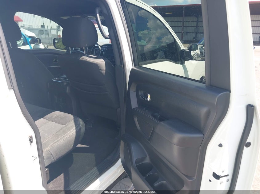 2018 Nissan Titan Sv VIN: 1N6AA1E61JN525431 Lot: 45564655