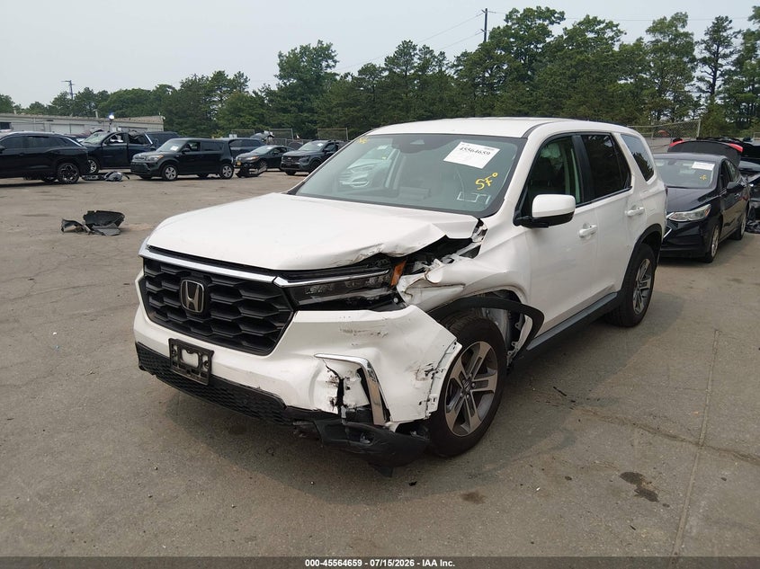2025 HONDA PILOT auction photo 6
