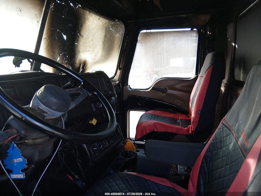 2005 MACK 700 auction photo 7