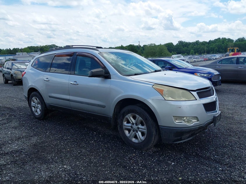 Vin: 1gnlveed1as120068, lot: 46063004, chevrolet traverse ls 2010 img_1