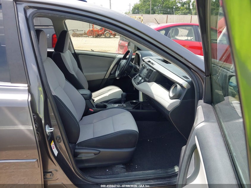 2016 TOYOTA RAV4 auction photo 5