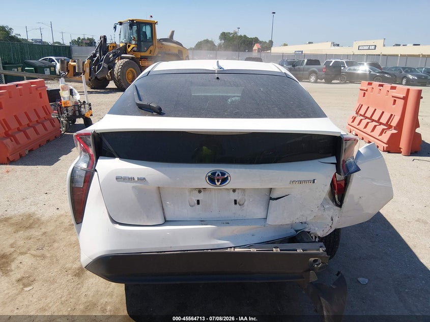 TOYOTA PRIUS - zdjęcie 17