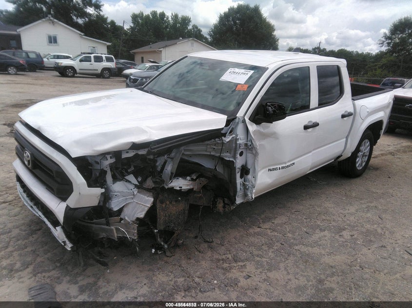 2024 Toyota Tacoma, Left Front, IAAI, VIN 3TYLD5KN9RT009155 — photo 2