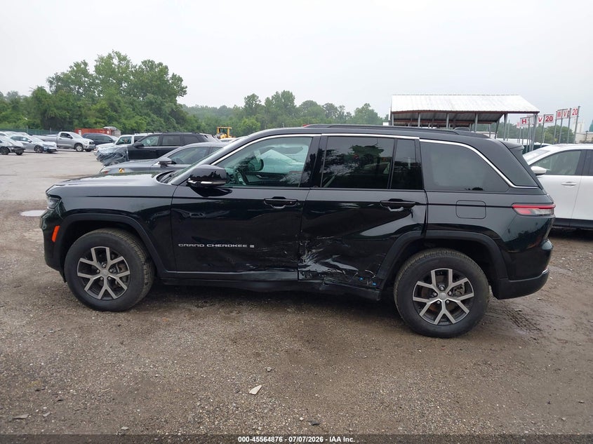 JEEP GRAND CHEROKEE - zdjęcie 14