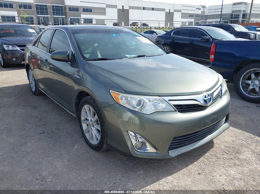 2014 Toyota Camry Hybrid
