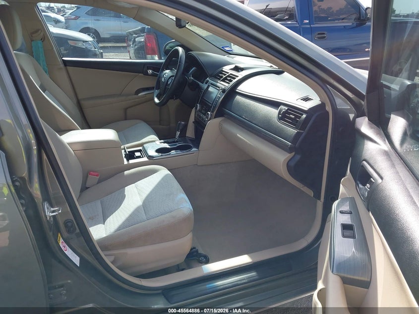 2014 TOYOTA CAMRY HYBRID auction photo 5