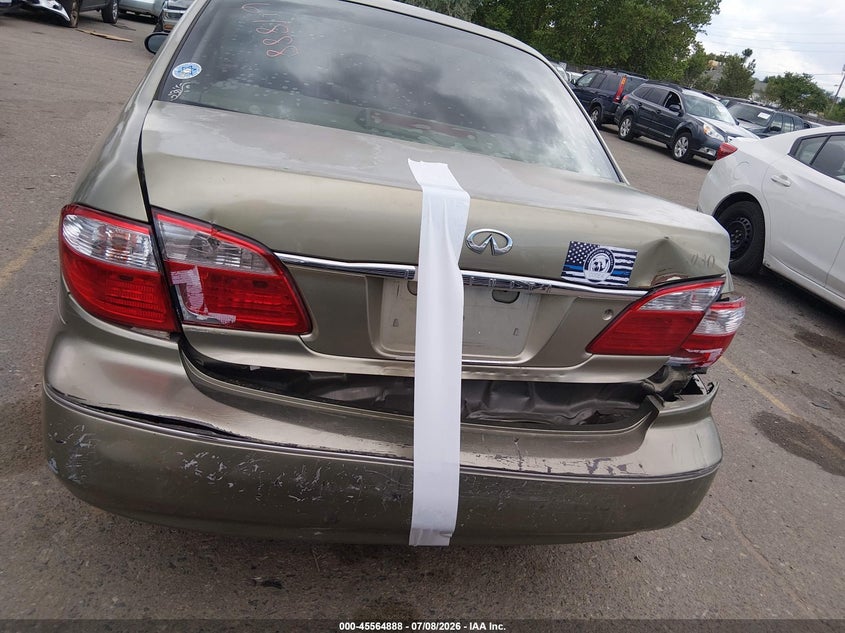 2001 INFINITI I30 auction photo 6