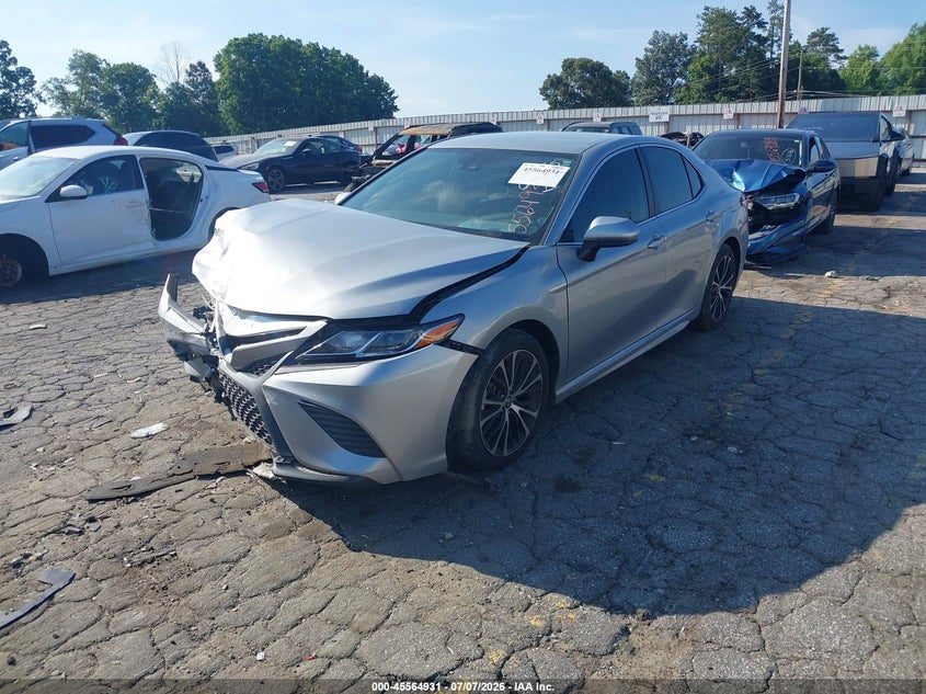 TOYOTA CAMRY - zdjęcie 2