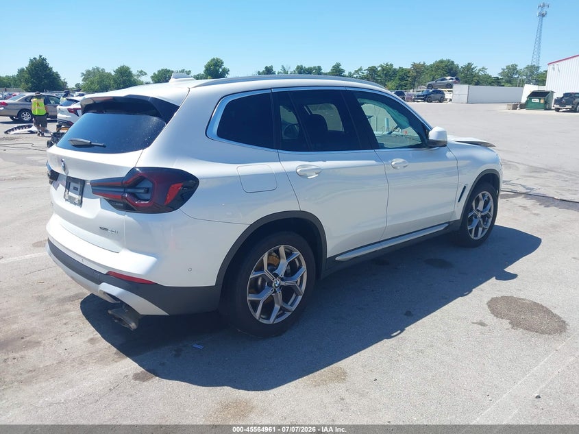 2024 BMW X3 auction photo 4