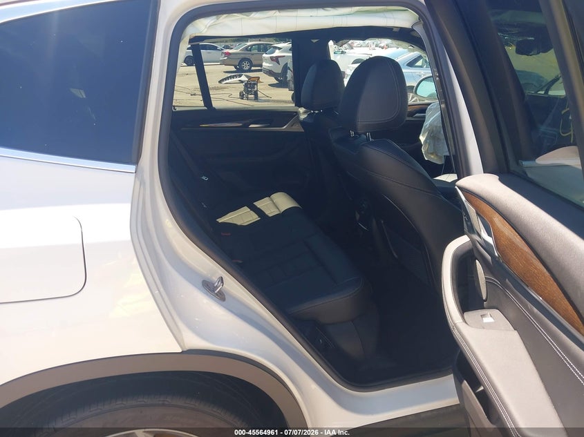 2024 BMW X3 auction photo 8